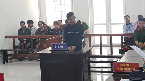 Cô gái trẻ thiệt tình, mất tiền vì gã trai đang ly thân vợ 